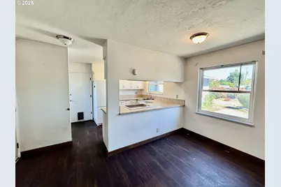 1915 Carter Ln, Springfield, OR 97477 - Photo 15