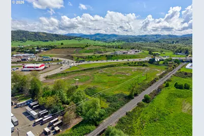 4553 Old Highway 99 S, Roseburg, OR 97471 - Photo 27