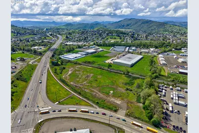 4553 Old Highway 99 S, Roseburg, OR 97471 - Photo 3