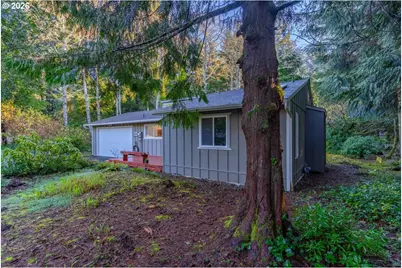 199 SW The Pines Dr, Depoe Bay, OR 97341 - Photo 3