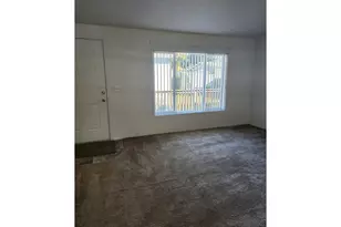 4875 NE Wyoming Circle, Salem, OR 97305 - Photo 3