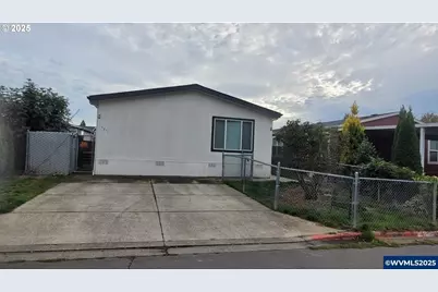 4875 NE Wyoming Cir, Salem, OR 97305 - Photo 1