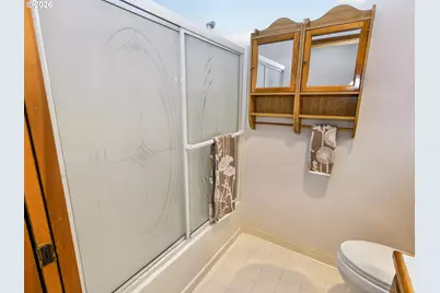 16687 NE Halsey St, Portland, OR 97230 - Photo 31