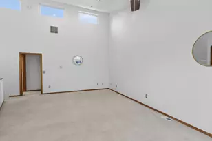 16687 NE Halsey St, Portland, OR 97230 - Photo 15