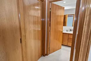 16687 NE Halsey St, Portland, OR 97230 - Photo 21
