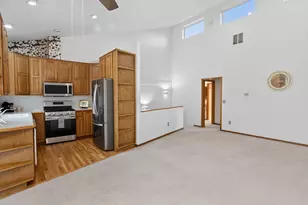 16687 NE Halsey St, Portland, OR 97230 - Photo 7