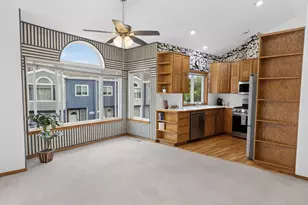 16687 NE Halsey St, Portland, OR 97230 - Photo 11