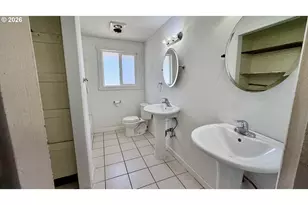 120 SE Jay Ave, Pendleton, OR 97801 - Photo 17