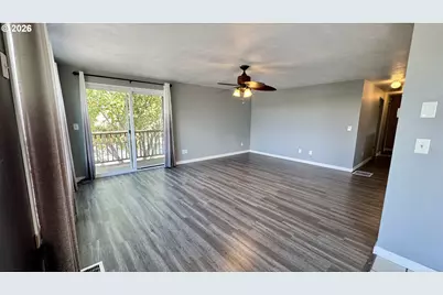 120 SE Jay Ave, Pendleton, OR 97801 - Photo 9
