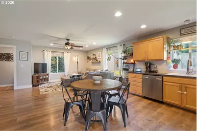132 N Johnson Ave, Yacolt, WA 98675 - Photo 7