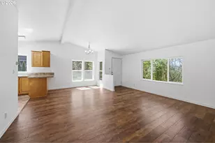 1529 NE Wagon Rd, Toledo, OR 97391 - Photo 11