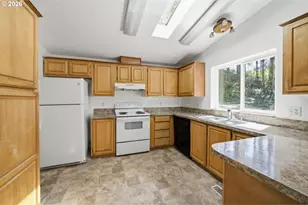 1529 NE Wagon Rd, Toledo, OR 97391 - Photo 15
