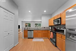 223 NE 76th Ave, Hillsboro, OR 97124 - Photo 3