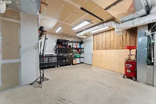223 NE 76th Ave, Hillsboro, OR 97124 - Photo 19