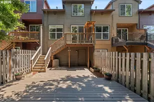 223 NE 76th Ave, Hillsboro, OR 97124 - Photo 25