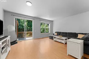 223 NE 76th Ave, Hillsboro, OR 97124 - Photo 3