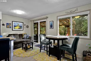 2060 20th St, Florence, OR 97439 - Photo 17