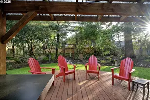 2060 20th St, Florence, OR 97439 - Photo 29