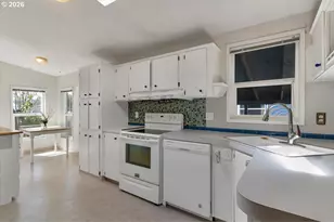 955 NE Mill C-18 St, Waldport, OR 97394 - Photo 13