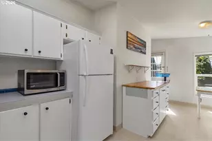 955 NE Mill C-18 St, Waldport, OR 97394 - Photo 15