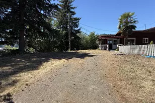 146 1st St, Myrtle Point, OR 97458 - Photo 43