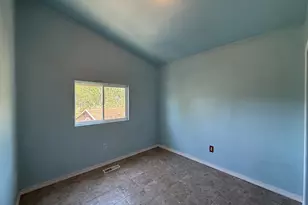 146 1st St, Myrtle Point, OR 97458 - Photo 23