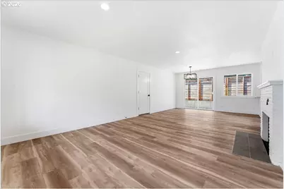 9545 SW 90th Ave, Portland, OR 97223 - Photo 3