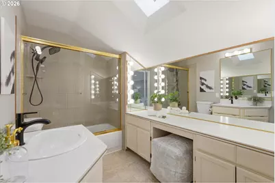 14400 NW Oakhills Dr, Beaverton, OR 97006 - Photo 31