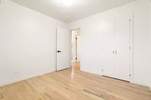 8301 N Hurst Ave, Portland, OR 97203 - Photo 13