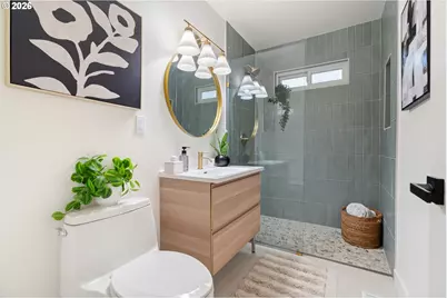 8301 N Hurst Ave, Portland, OR 97203 - Photo 5