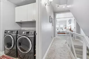 905 N Harbour Dr, Portland, OR 97217 - Photo 35