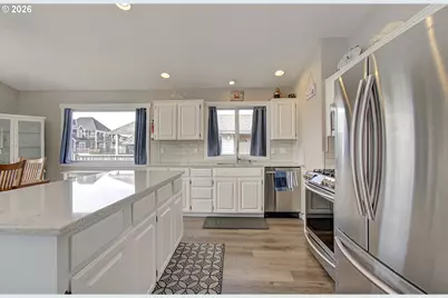 350 17th Ave, Seaside, OR 97138 - Photo 7