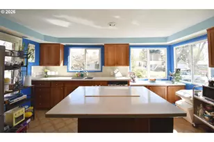 [Address not provided], Vancouver, WA 98661 - Photo 3