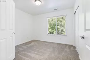 9575 SW Pihas St, Portland, OR 97223 - Photo 29