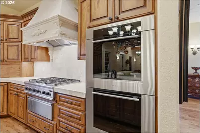 5807 NW El Rey Dr, Camas, WA 98607 - Photo 17