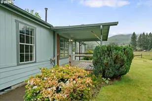 1190 SE Laurel St, Mill City, OR 97360 - Photo 3