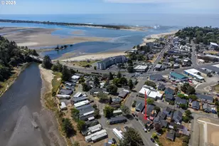 1541 SE 51st St, Lincoln City, OR 97367 - Photo 31