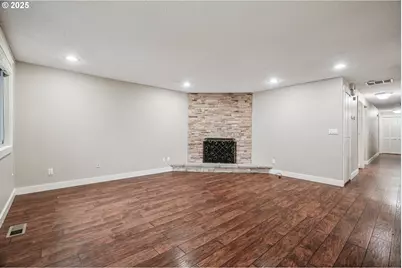 5017 SE 45th Ave, Portland, OR 97206 - Photo 7