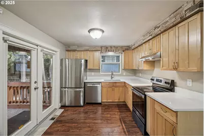 5017 SE 45th Ave, Portland, OR 97206 - Photo 9