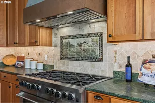 49164 McKenzie Hwy, Vida, OR 97488 - Photo 17