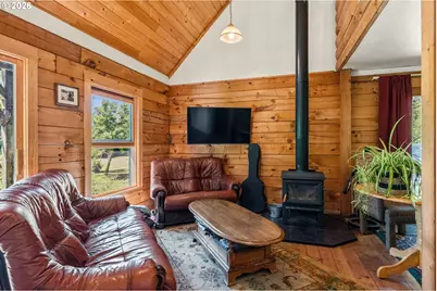 49164 McKenzie Hwy, Vida, OR 97488 - Photo 41