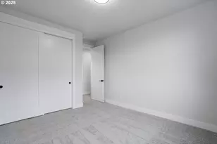 6024 SW 18th Dr, Portland, OR 97239 - Photo 37