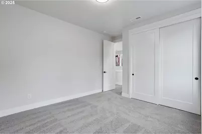 6024 SW 18th Dr, Portland, OR 97239 - Photo 39