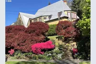 107 NE Laurelhurst Pl, Portland, OR 97232 - Photo 1
