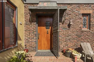 107 NE Laurelhurst Pl, Portland, OR 97232 - Photo 11