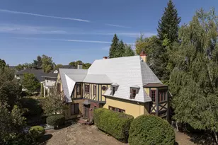 107 NE Laurelhurst Pl, Portland, OR 97232 - Photo 3
