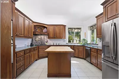 7062 River Bend Dr NE, Silverton, OR 97381 - Photo 13