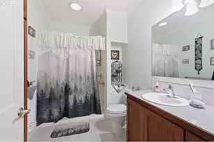 7062 River Bend Dr NE, Silverton, OR 97381 - Photo 17
