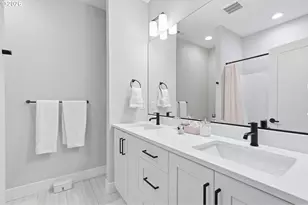 7446 SW 80th Terrace, Portland, OR 97223 - Photo 37