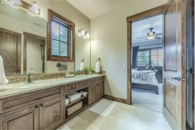 27520 Erickson Rd, Eugene, OR 97402 - Photo 25